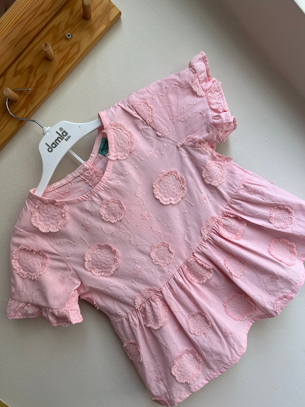 Pembe Etekli Takım
