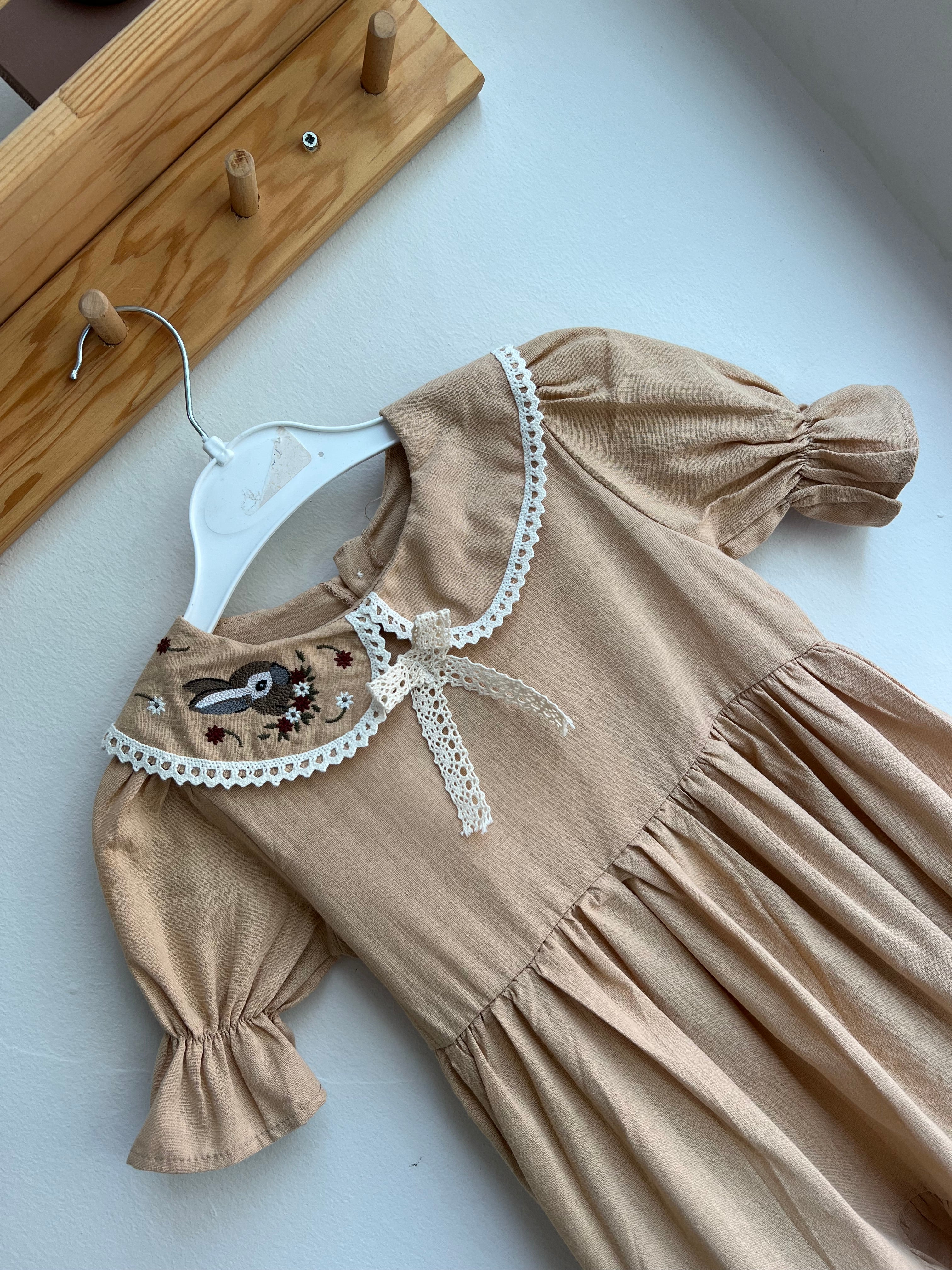 Bebe Yaka Camel Elbise