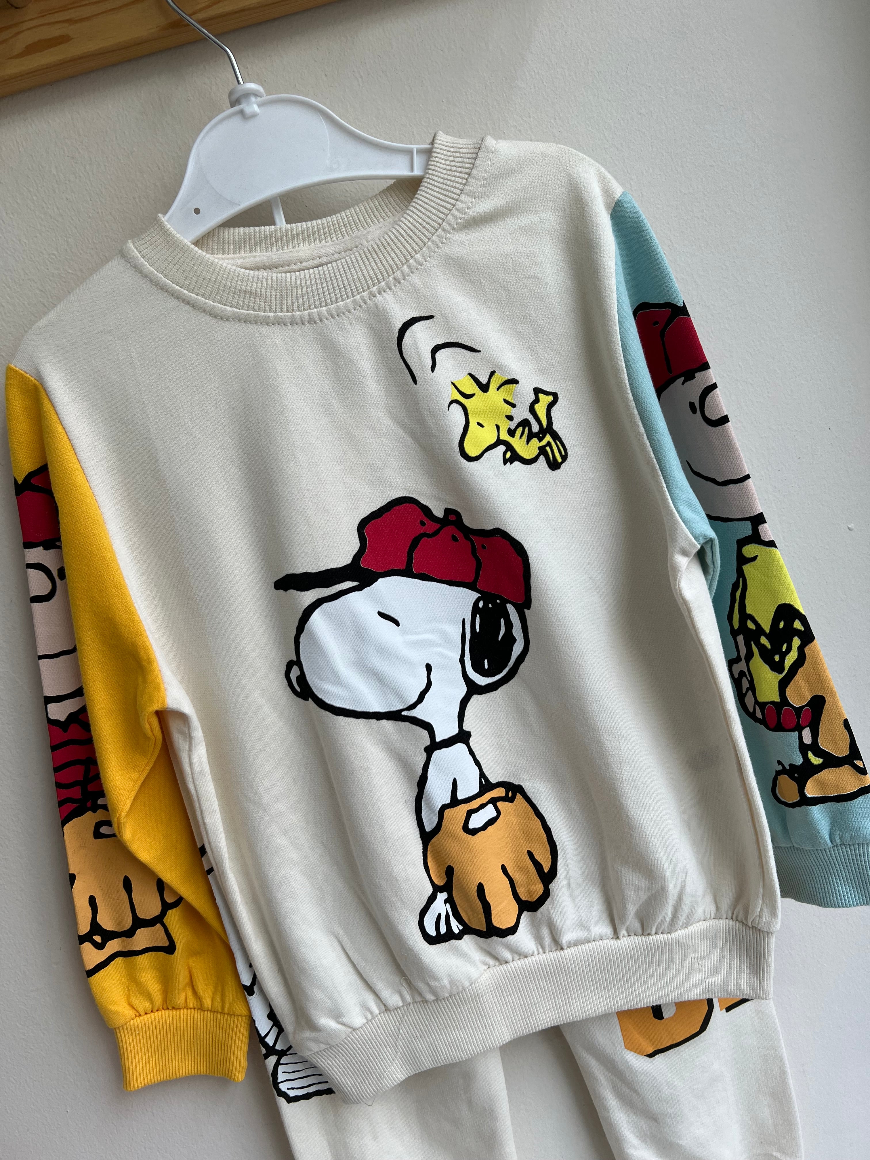 Snoopy Baskılı Takım